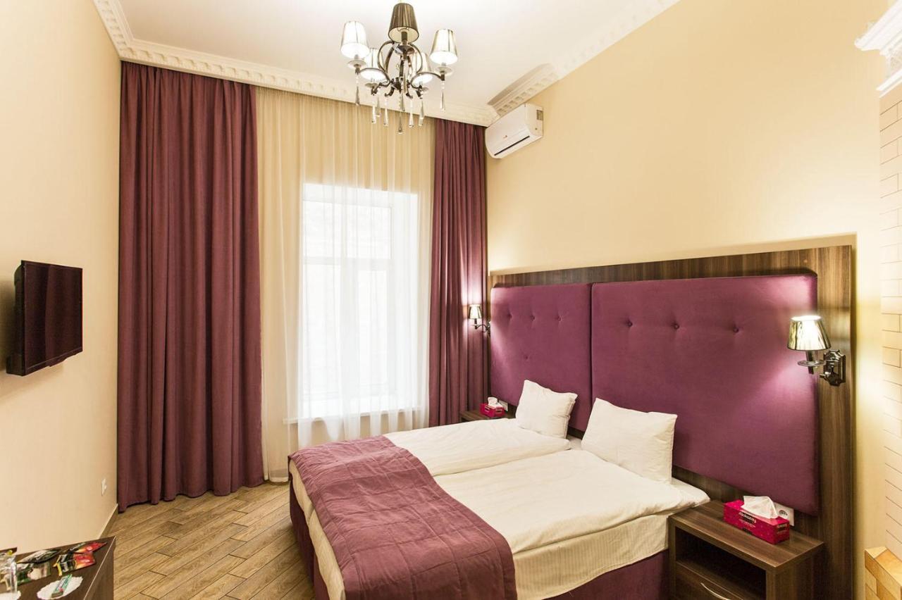 Hotel Baron โอเดสซา ภายนอก รูปภาพ