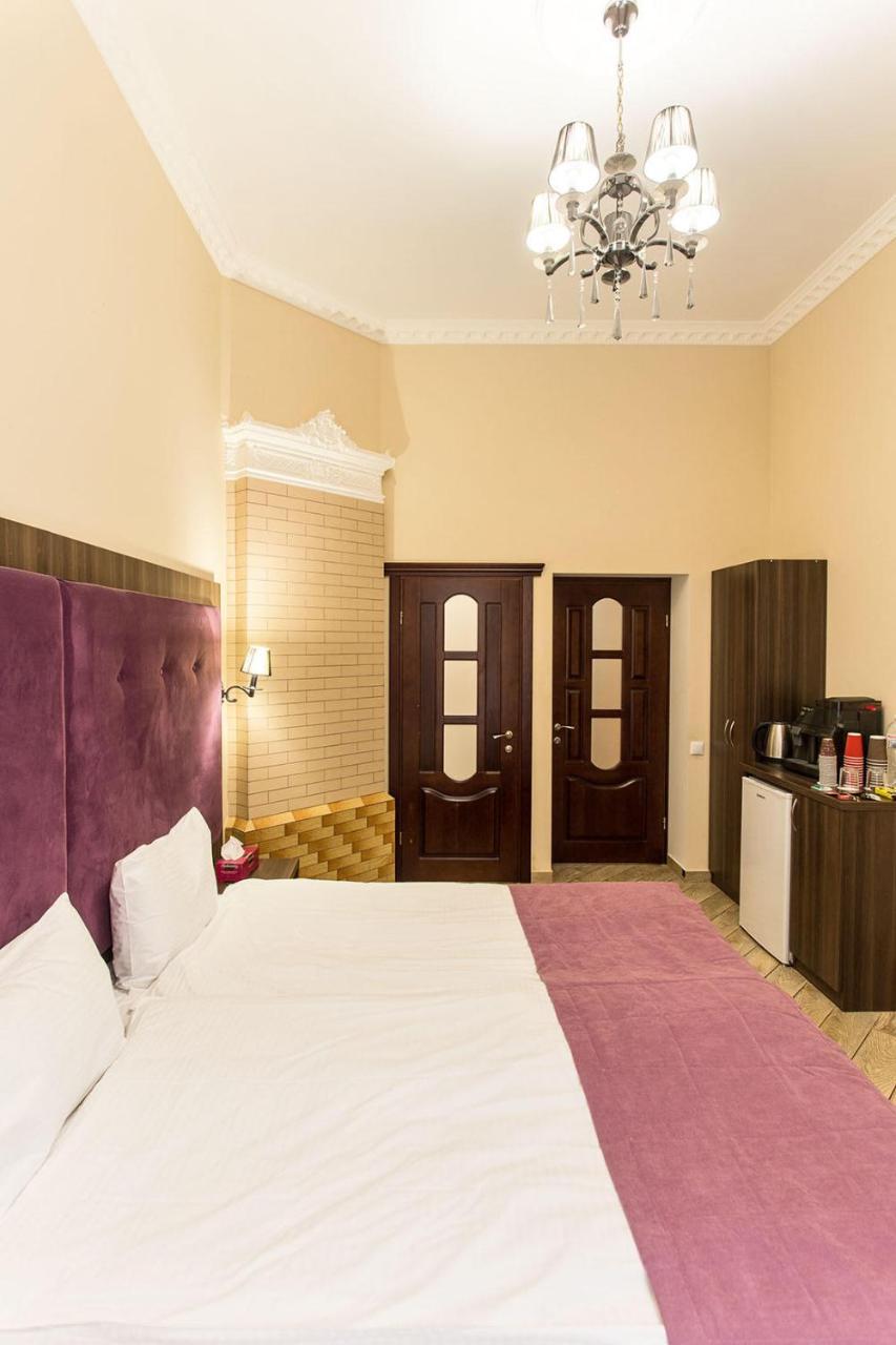 Hotel Baron โอเดสซา ภายนอก รูปภาพ