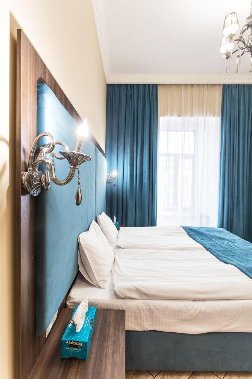Hotel Baron โอเดสซา ภายนอก รูปภาพ